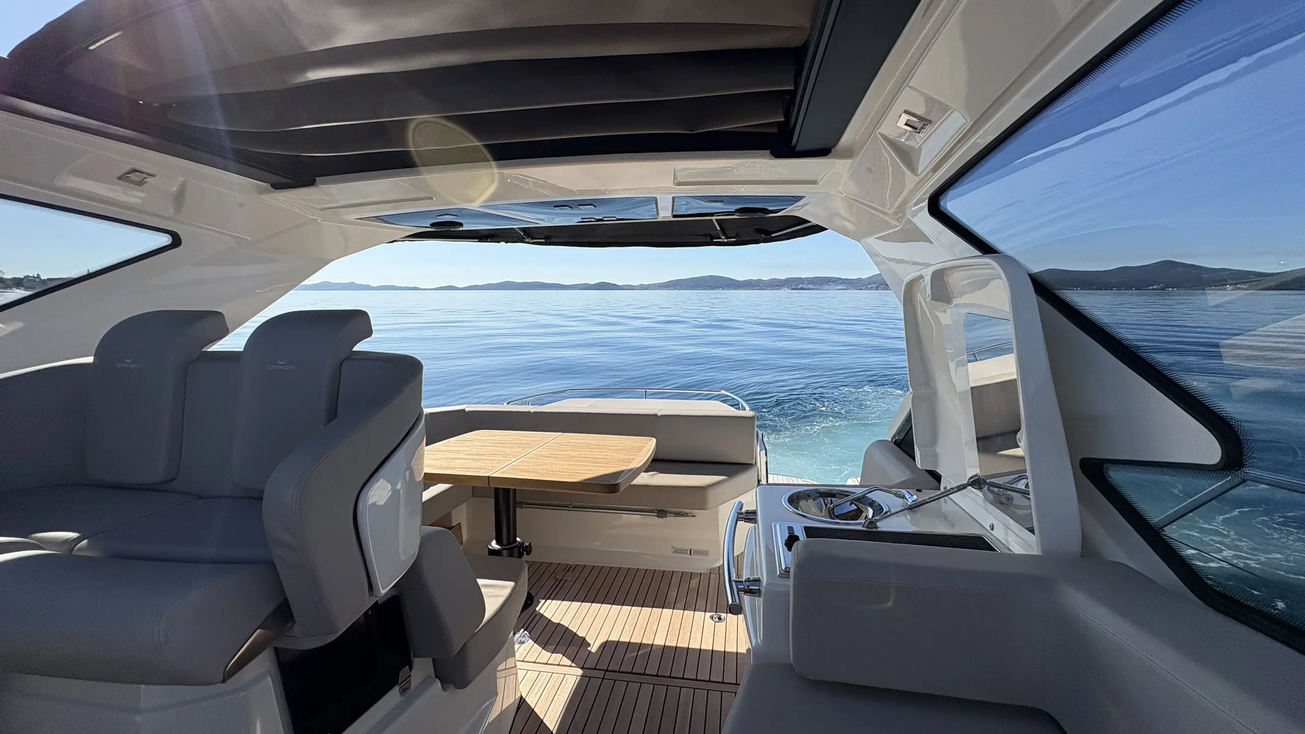 Princess_Yachts_Austria-Cranchi_M44_2020-05