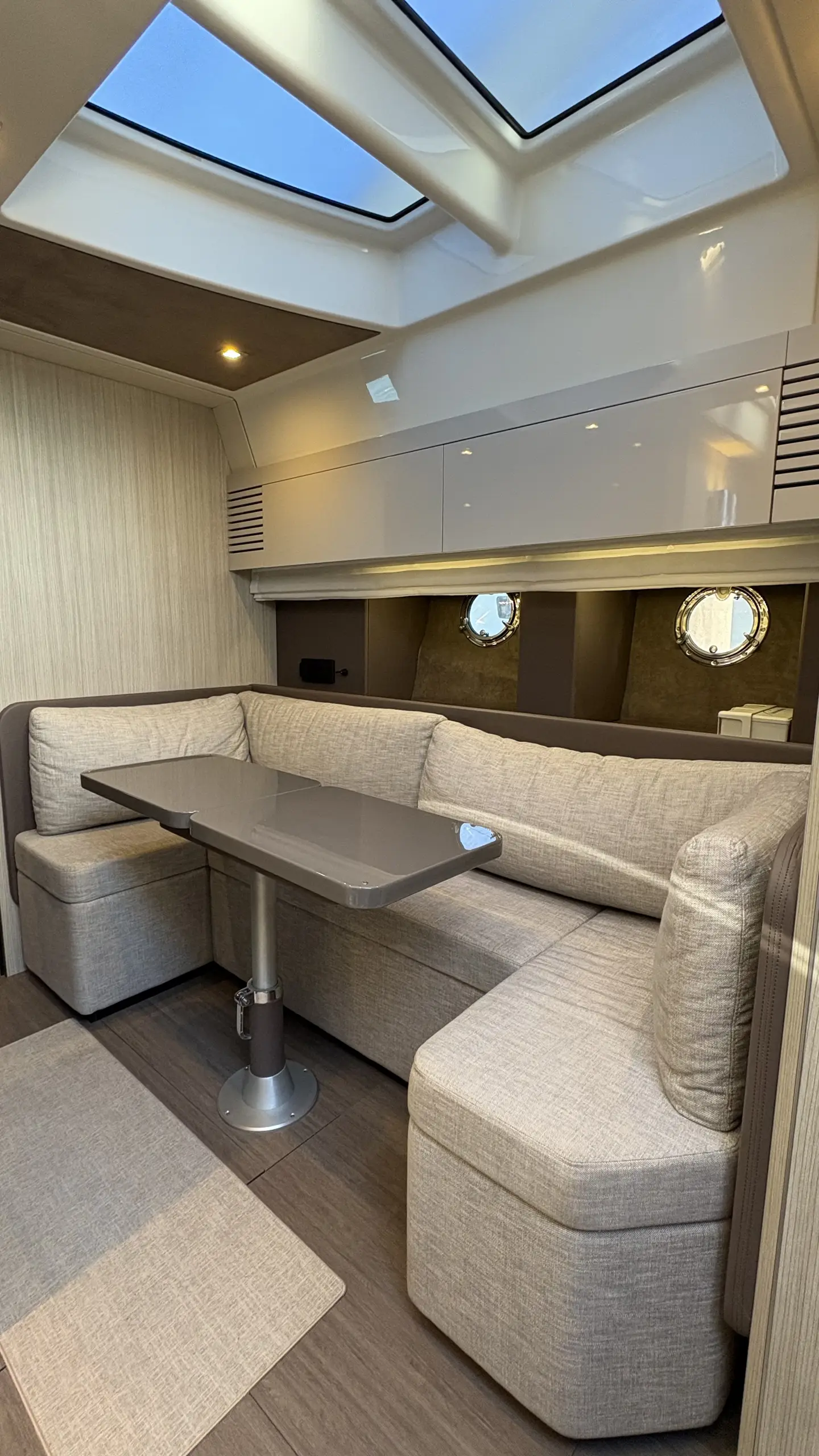 Princess_Yachts_Austria-Cranchi_M44_2020-06