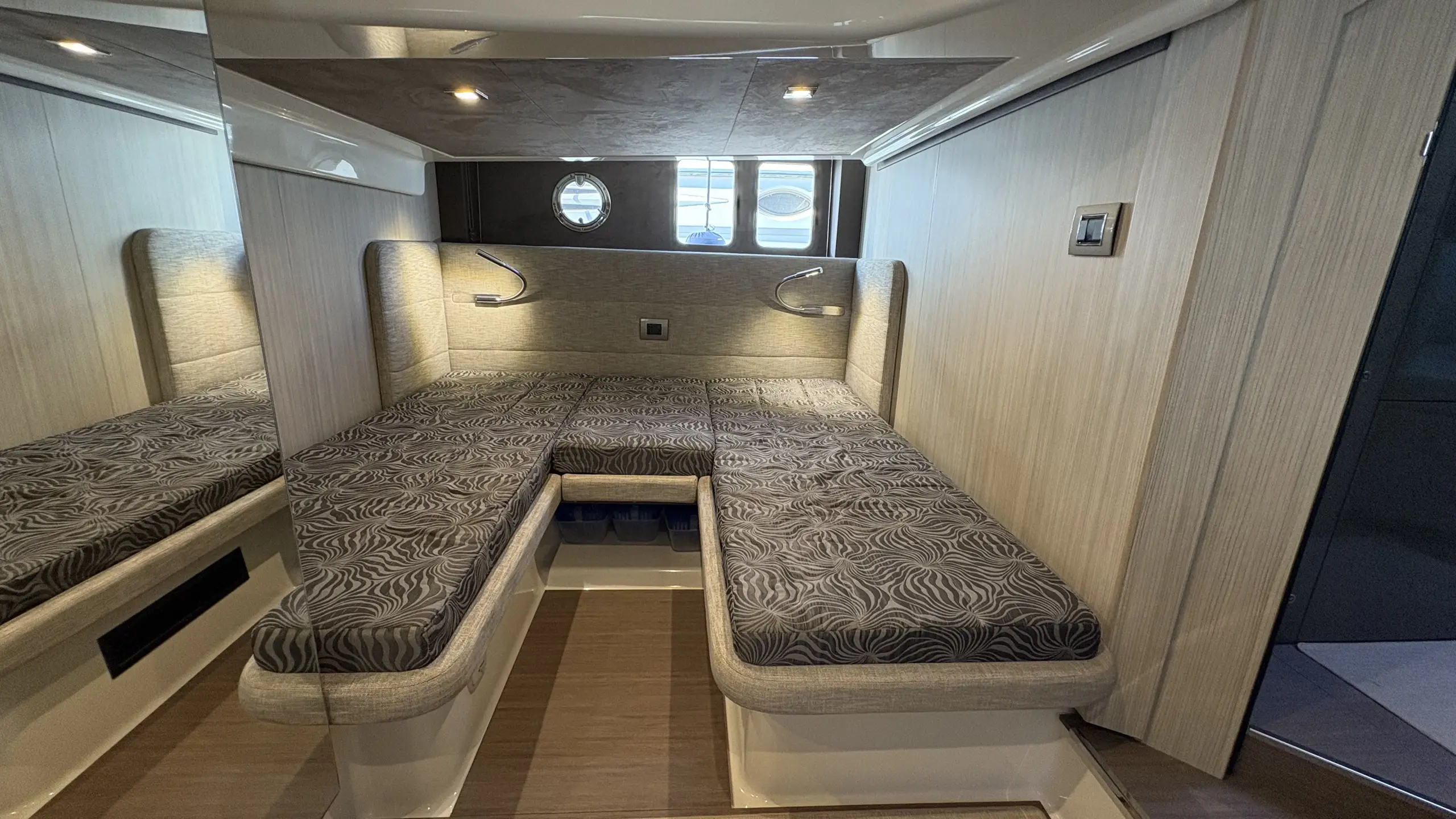 Princess_Yachts_Austria-Cranchi_M44_2020-08