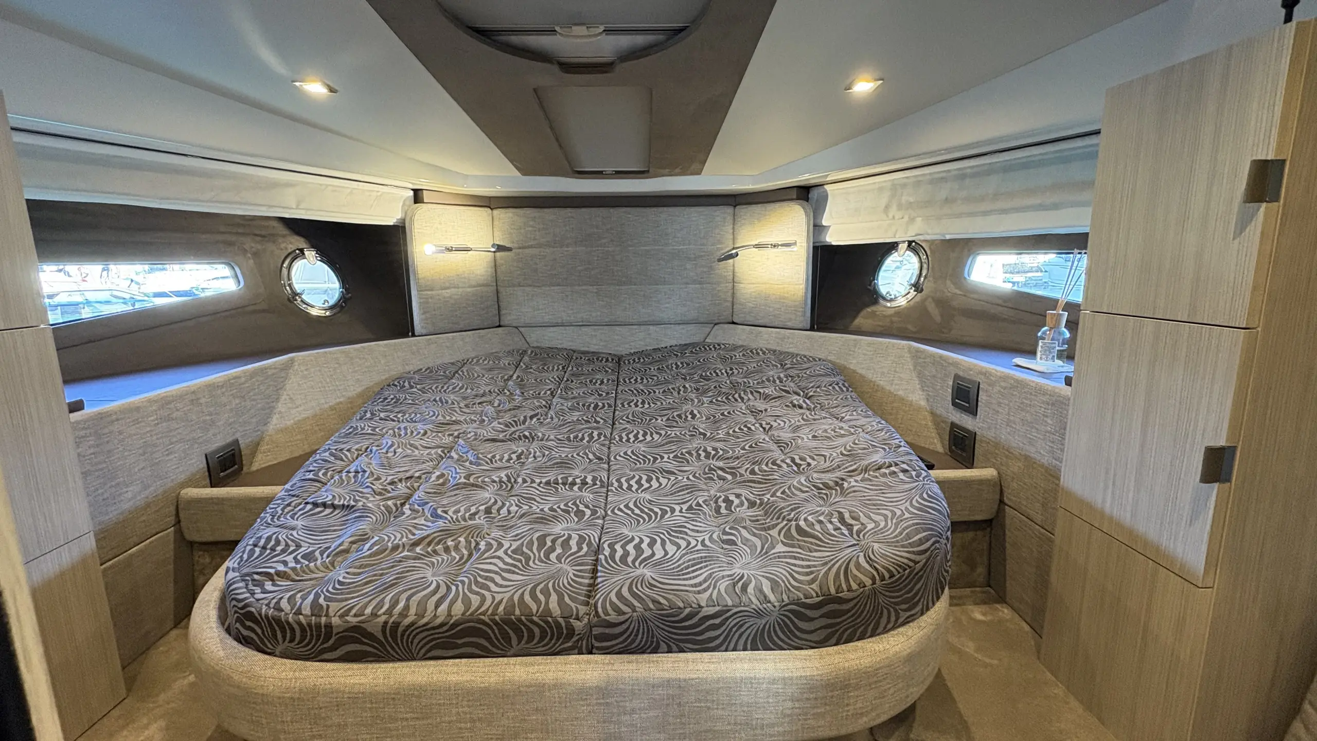 Princess_Yachts_Austria-Cranchi_M44_2020-10